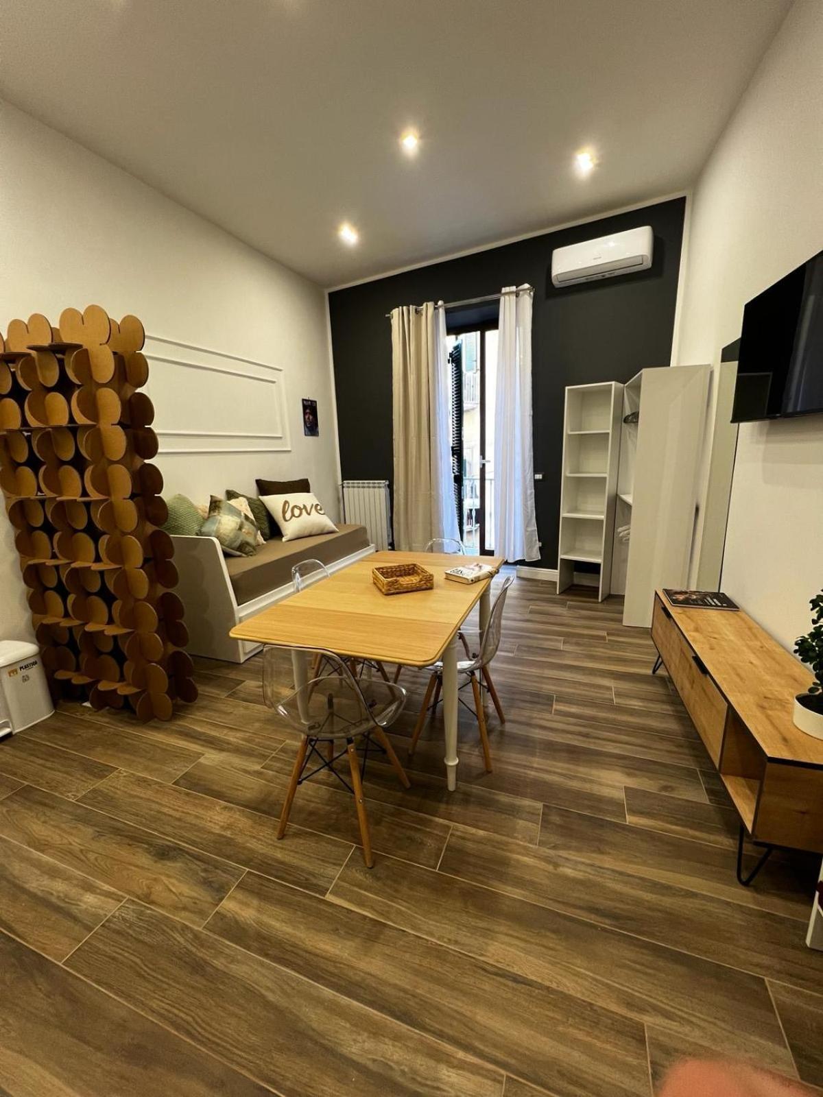 Mama Mia House Daire Napoli Dış mekan fotoğraf
